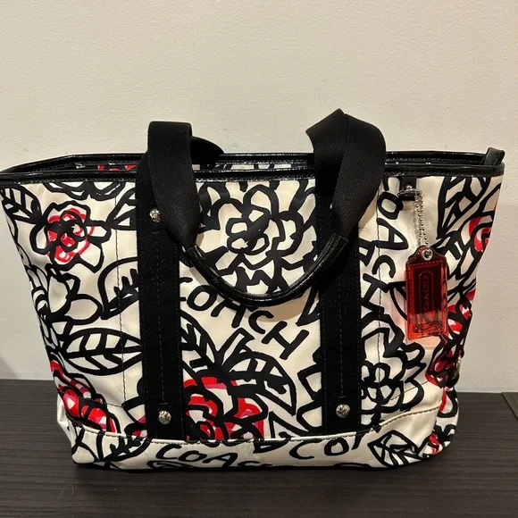 Coach Poppy Kyra floral tote bag in black and white nylon with red accents EUC - Picture 5 of 13
